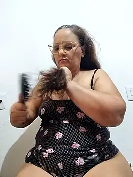 Snapshot of Noemipopi chatting on February 26, 2026, 8:09 pm Noemipopi online show from February 26, 2026, 8:09 pm