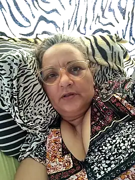 Snapshot of Noemipopi chatting on February 20, 2026, 5:37 pm Noemipopi online show from February 20, 2026, 5:37 pm