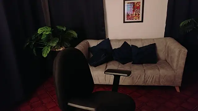 AngelinaThompson online show from March 7, 2026, 1:49 pm