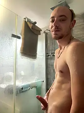 Crevette311 online show from November 24, 2025, 11:10 am