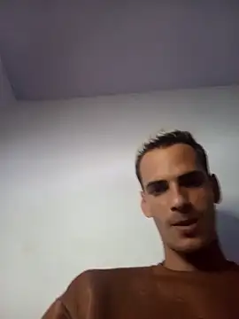 Snapshot of reth22 chatting on February 20, 2026, 10:44 pm reth22 online show from February 20, 2026, 10:44 pm