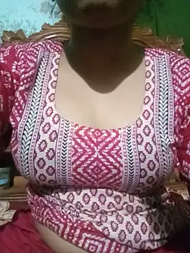 Snapshot of BreezySexyGirl69 chatting on May 24, 2026, 1:44 pm BreezySexyGirl69 online show from May 24, 2026, 1:44 pm