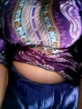 Snapshot of BreezySexyGirl69 chatting on May 6, 2026, 7:34 am BreezySexyGirl69 online show from May 6, 2026, 7:34 am