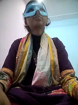 Snapshot of M_Lisha chatting on February 21, 2026, 8:49 am M Lisha online show from February 21, 2026, 8:49 am