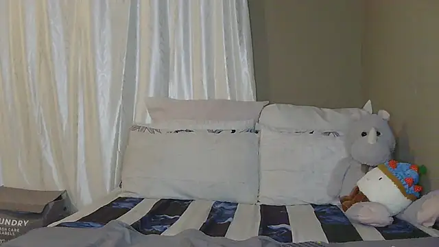 Snapshot of EBONYDEEVA68 chatting on February 25, 2026, 6:52 pm EBONYDEEVA68 online show from February 25, 2026, 6:52 pm