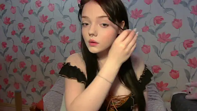 DorathyScaggs online show from April 4, 2026, 7:31 pm