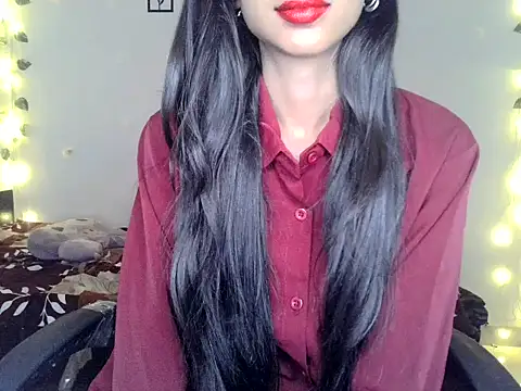 Snapshot of SIKSHA_SINGH chatting on April 12, 2026, 12:03 am SIKSHA SINGH online show from April 12, 2026, 12:03 am