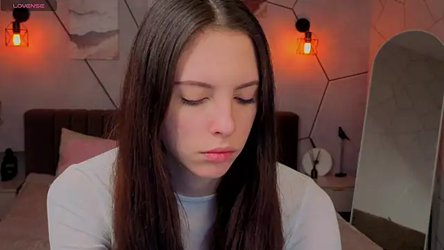 Snapshot of elise_robbie chatting on March 30, 2026, 1:07 am elise robbie online show from March 30, 2026, 1:07 am