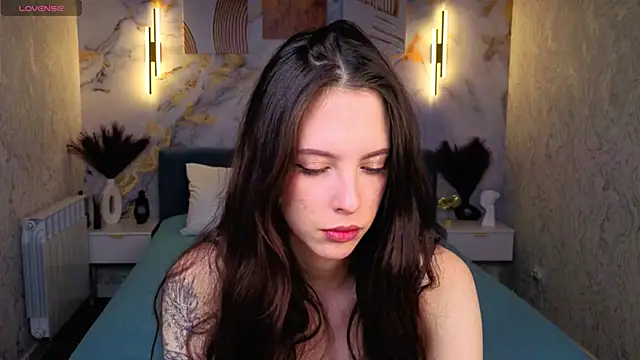 Snapshot of elise_robbie chatting on March 19, 2026, 1:05 am elise robbie online show from March 19, 2026, 1:05 am