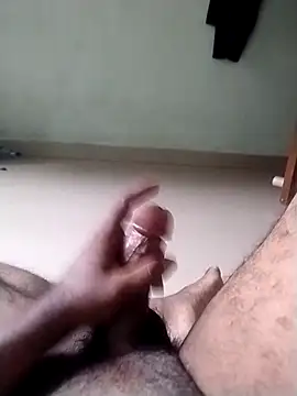 Snapshot of Abikannan96 chatting on April 9, 2026, 1:29 am Abikannan96 online show from April 9, 2026, 1:29 am