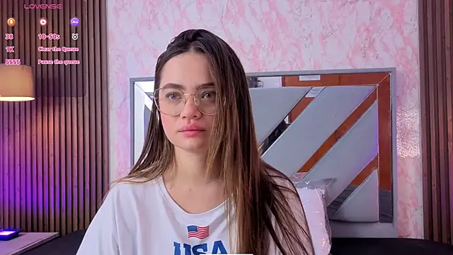 LittleeSara18 online show from March 14, 2026, 11:05 am