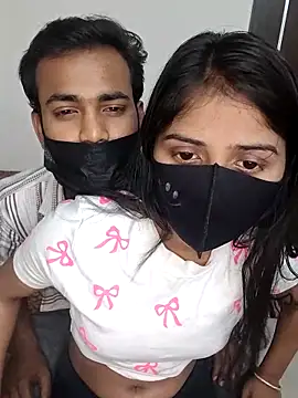 Snapshot of crazy_bebs chatting on February 18, 2026, 1:18 pm crazy bebs online show from February 18, 2026, 1:18 pm