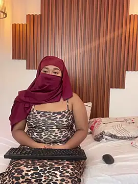 Desert queens online show from March 3, 2026, 2:35 pm