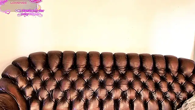 Snapshot of Juli_Corn chatting on March 7, 2026, 6:42 am Juli Corn online show from March 7, 2026, 6:42 am