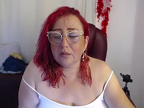 Snapshot of Lobasensual chatting on February 18, 2026, 6:48 pm Lobasensual online show from February 18, 2026, 6:48 pm