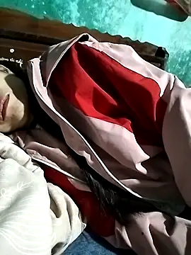 Chery18 sweet online show from February 18, 2026, 3:52 pm