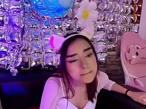 lala cherry online show from March 21, 2026, 7:51 pm