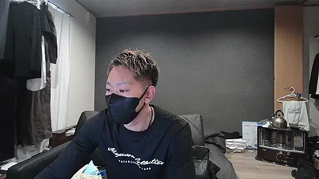 ryuaaaaa online show from March 11, 2026, 7:46 am