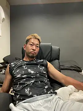 ryuaaaaa online show from August 7, 2026, 3:18 pm