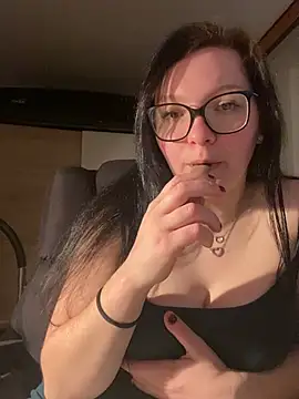 Snapshot of sonule99 chatting on April 2, 2026, 5:41 pm sonule99 online show from April 2, 2026, 5:41 pm