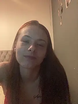 Snapshot of Louise_Burnett chatting on February 24, 2026, 8:21 pm Louise Burnett online show from February 24, 2026, 8:21 pm