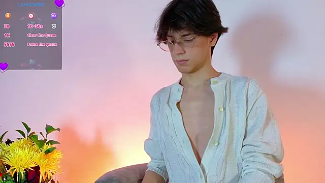 lui x dust online show from April 6, 2026, 3:24 am