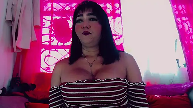 DeboraGill online show from May 25, 2026, 8:29 pm