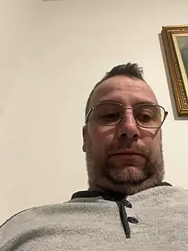 Snapshot of cristian_anal88 chatting on February 25, 2026, 8:08 pm cristian anal88 online show from February 25, 2026, 8:08 pm