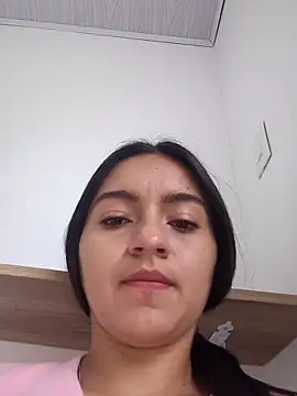 Snapshot of DulceCaroX chatting on May 14, 2026, 12:35 pm DulceCaroX online show from May 14, 2026, 12:35 pm