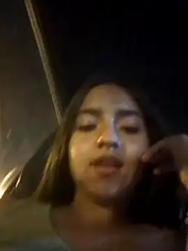 DulceCaroX online show from April 12, 2026, 5:00 am