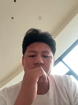 zhuendong000001 online show from April 14, 2026, 10:53 am