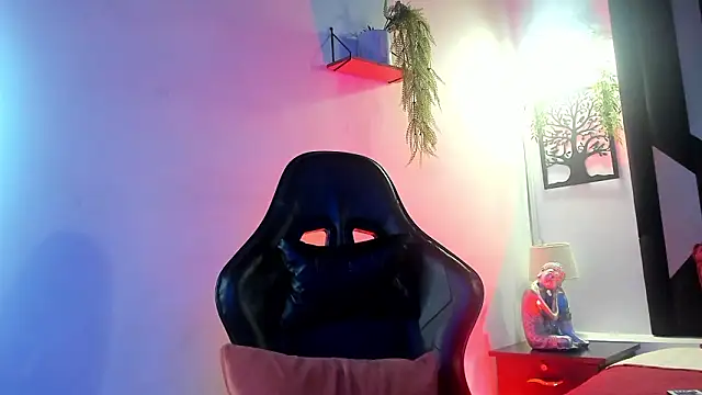 Snapshot of TonyPetrovjs chatting on April 2, 2026, 6:09 am TonyPetrovjs online show from April 2, 2026, 6:09 am