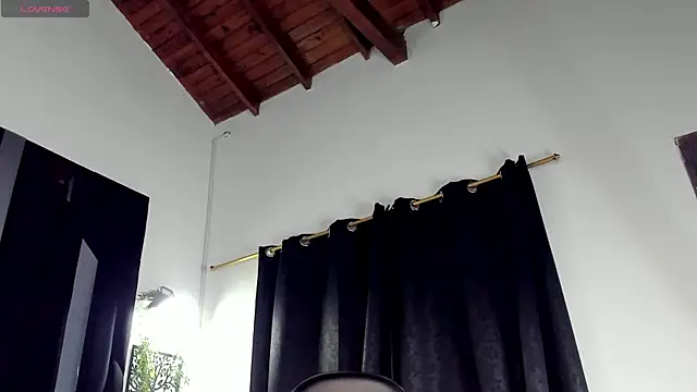 Snapshot of TonyPetrovjs chatting on April 11, 2026, 7:45 am TonyPetrovjs online show from April 11, 2026, 7:45 am