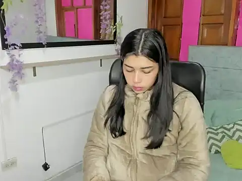 Aysha winxs online show from May 8, 2026, 3:10 am