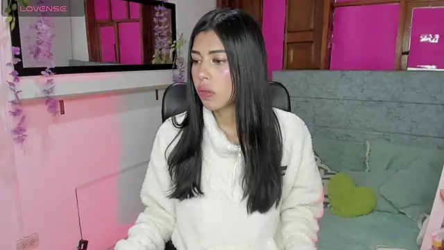 Snapshot of Aysha_winxs chatting on June 3, 2026, 3:29 am Aysha winxs online show from June 3, 2026, 3:29 am