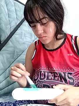 Snapshot of sara_cute_so chatting on April 2, 2026, 8:37 pm sara cute so online show from April 2, 2026, 8:37 pm