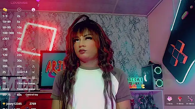 Snapshot of Mayka_Hot chatting on February 19, 2026, 11:29 am Mayka Hot online show from February 19, 2026, 11:29 am