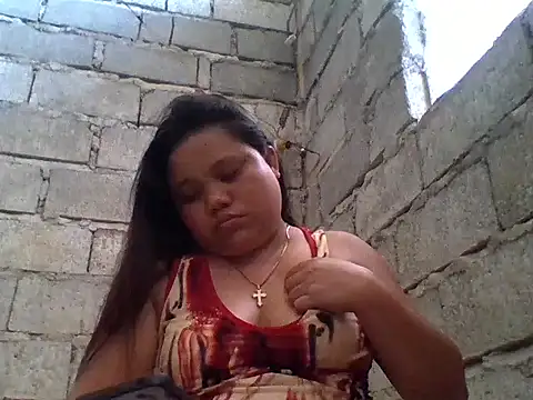 sweetlyn31 online show from May 11, 2026, 6:26 am