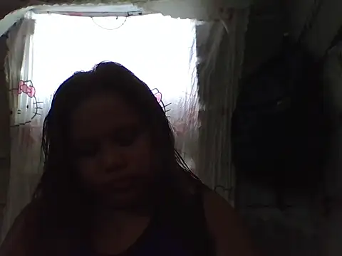 sweetlyn31 online show from May 24, 2026, 10:31 pm