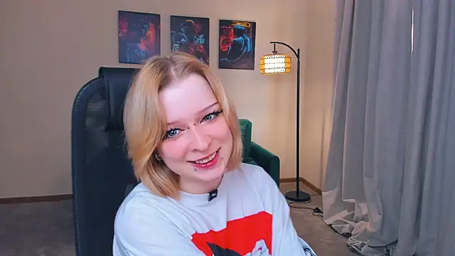 PortiaJefford online show from February 23, 2026, 12:17 pm