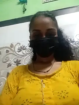 Snapshot of Vandana122 chatting on May 9, 2026, 10:07 am Vandana122 online show from May 9, 2026, 10:07 am