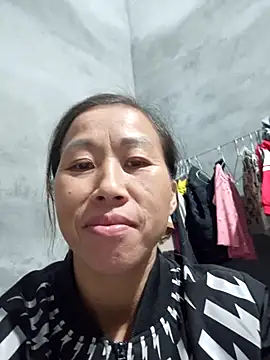 jangcute11 online show from February 23, 2026, 2:57 am