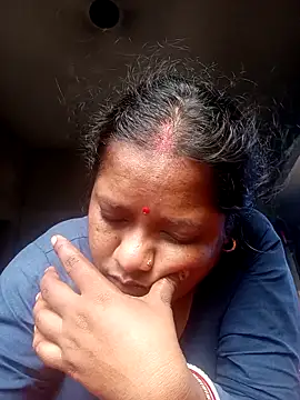 Snapshot of Sexy-Aliya chatting on March 29, 2026, 8:38 am Sexy-Aliya online show from March 29, 2026, 8:38 am