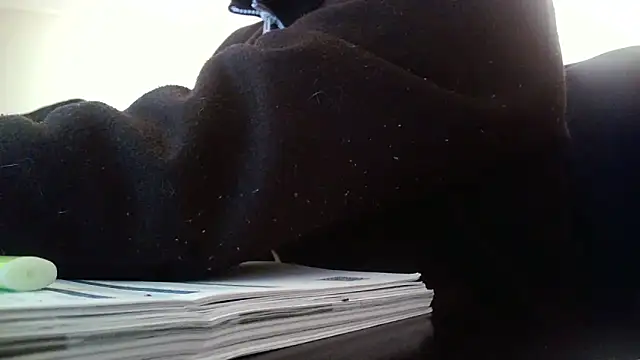 Snapshot of truble78 chatting on April 15, 2026, 10:10 am truble78 online show from April 15, 2026, 10:10 am