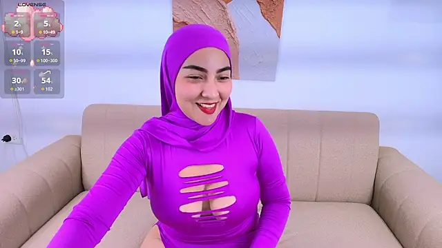 Snapshot of Malika_Noor chatting on March 15, 2026, 11:45 pm Malika Noor online show from March 15, 2026, 11:45 pm