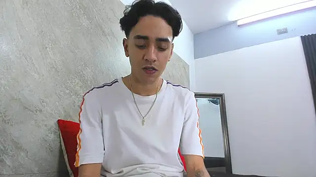 Mick-lollipop online show from March 16, 2026, 7:38 pm