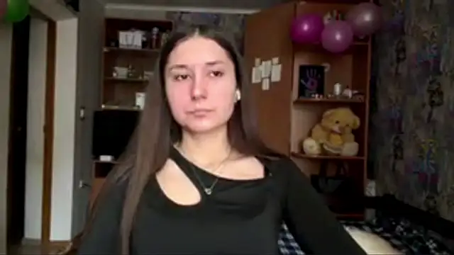 poly princess online show from February 25, 2026, 7:19 am