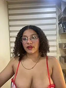 KendyLove  online show from May 7, 2026, 4:50 am
