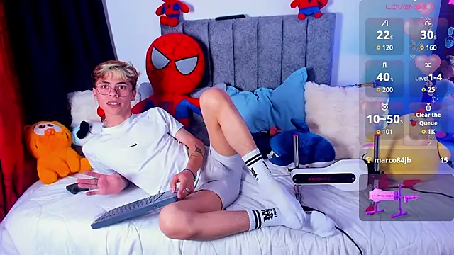 Snapshot of Callum_777 chatting on April 1, 2026, 5:42 am Callum 777 online show from April 1, 2026, 5:42 am