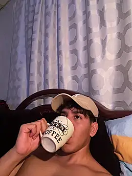 Alejandrososas online show from March 19, 2026, 3:34 pm